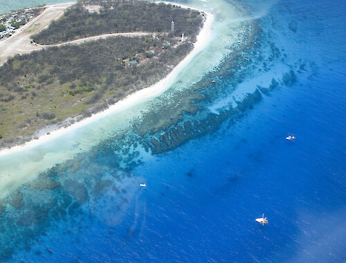 Lady Elliot Island showing the fringing reef
