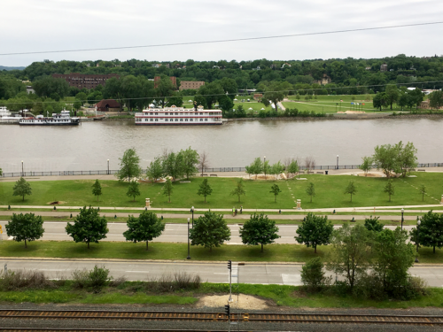 The view of the Mississippi River from the Science Museum. Most of St. Paul sits up on the bluffs overlooking the Mississippi. The National River & Recreation Area includes areas on both the shores of the river. Image credit: Caroline Donovan