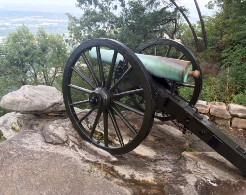 Lookout Mountain cannon. Image credit Bill Dennison