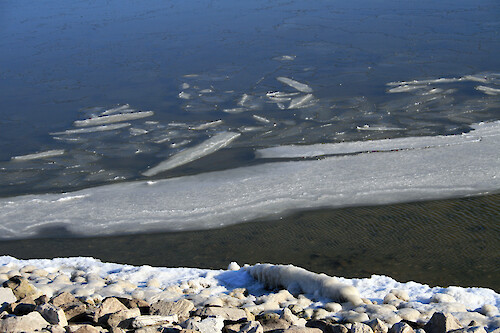 Ice in the Choptank River on 6 Feb 2007