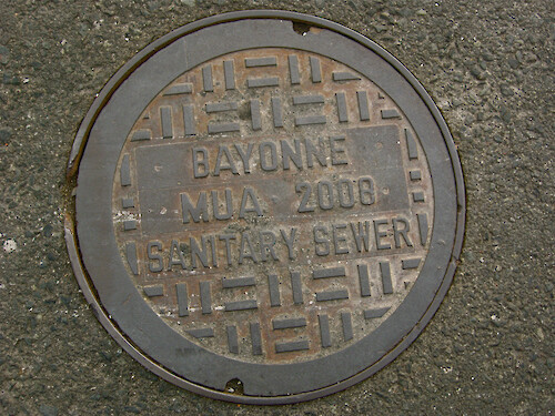 Manhole cover in Bayonne, NJ