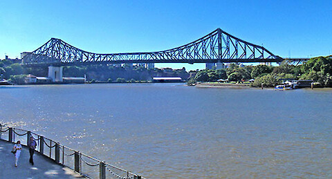 Story Bridge over the Brisbane River.