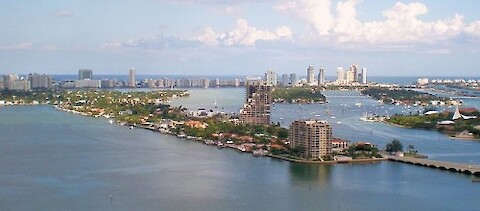 Miami is one of the cities most at risk from rising sea level. (photo credit: âVenetian Causeway South Beachâ by Marc Averette Licensed under CC BY-SA 3.0 via Commons)